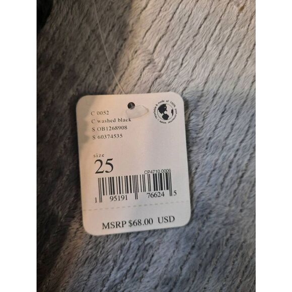 NWT Free People We The Free size 25 Black Denim Cut Off Shorts - Picture 3 of 5